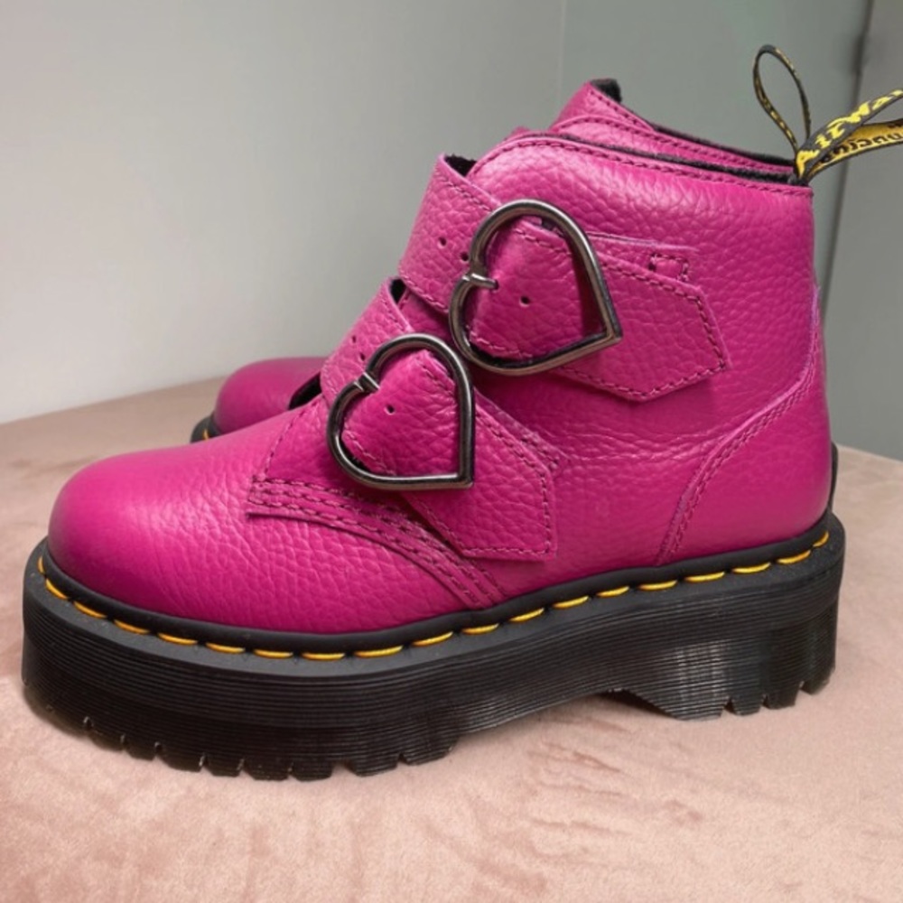 Devon Heart Boots